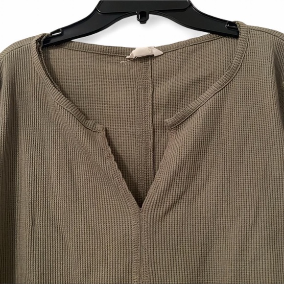 Caslon Organic Cotton Blend Split Neck Thermal Top Green Sorrel XXS - Picture 9 of 12